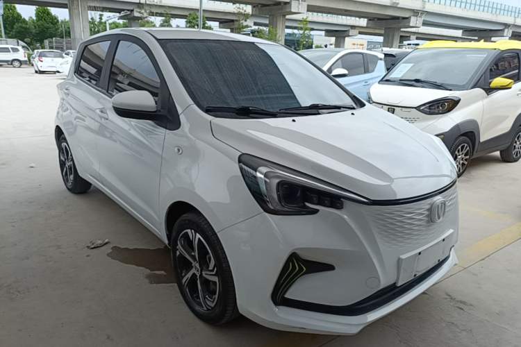 Used CHANGAN Benni E-Star 2022 Qingxin Edition Colorful Model Lithium Iron Phosphate Front Right 45 Deg