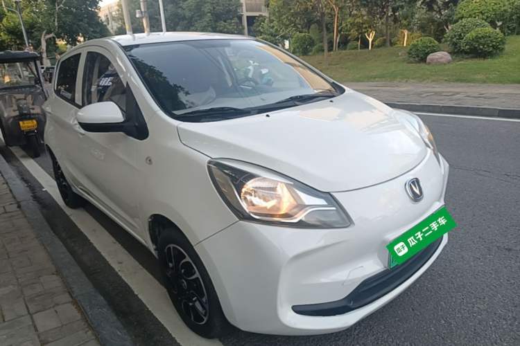 Used CHANGAN Benni E-Star 2022 Qingxin Edition Colorful Model Lithium Iron Phosphate Front Right 45 Deg