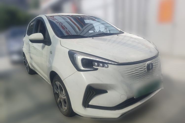 Used CHANGAN Benni E-Star 2022 Charming Edition Colorful Model Lithium-Ion Battery Front Right 45 Deg