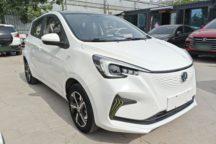 Used CHANGAN Benni E-Star 2022 Charming Edition Colorful Model Lithium-Ion Battery Front Right 45 Deg