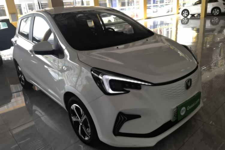 Used CHANGAN Benni E-Star 2022 Qingxin Edition Colorful Model Lithium-NMC Front Right 45 Deg