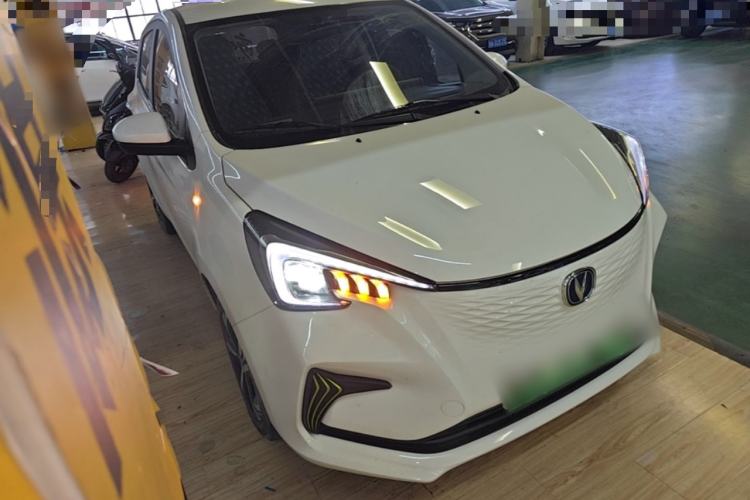Used CHANGAN Benni E-Star 2022 Qingxin Edition Colorful Model Lithium Iron Phosphate Front Right 45 Deg