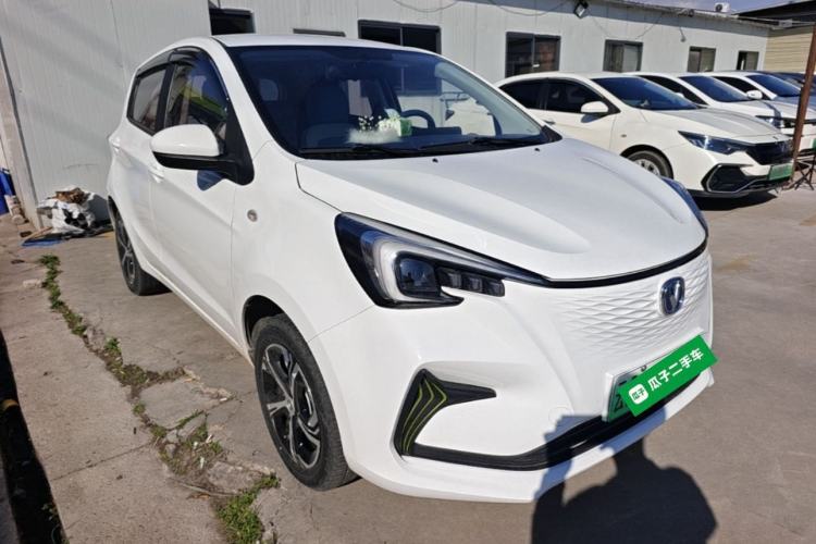 Used CHANGAN Benni E-Star 2022 Qingxin Edition Colorful Model Lithium Iron Phosphate Front Right 45 Deg