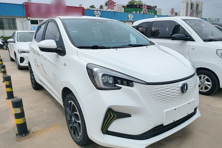 Used CHANGAN Benni E-Star 2022 Qingxin Edition Colorful Model Lithium Iron Phosphate Front Right 45 Deg