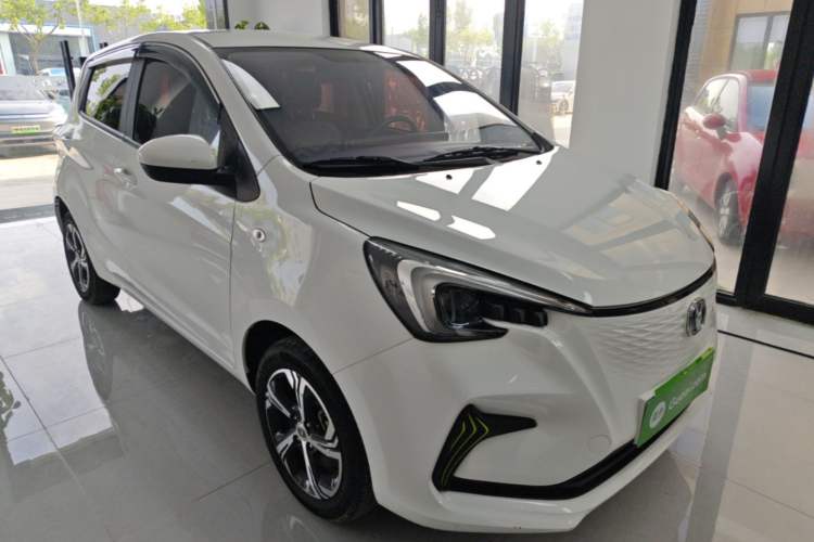 Used CHANGAN Benni E-Star 2022 Qingxin Edition Colorful Model Lithium Iron Phosphate Front Right 45 Deg