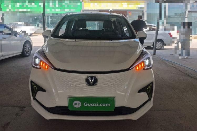 Used CHANGAN Benni E-Star 2022 Qingxin Edition Colorful Model Lithium Iron Phosphate Front