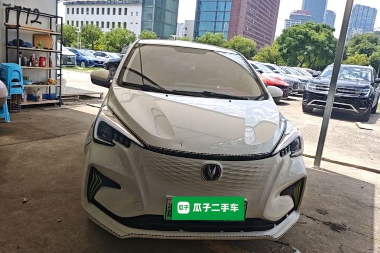 Used CHANGAN Benni E-Star 2022 Qingxin Edition Colorful Model Lithium Iron Phosphate Front