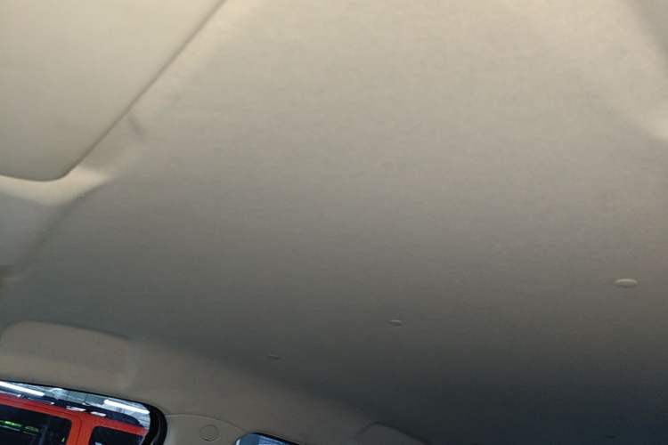 Used CHANGAN Benni E-Star 2022 Charming Edition Colorful Model Lithium Iron Phosphate Headliner