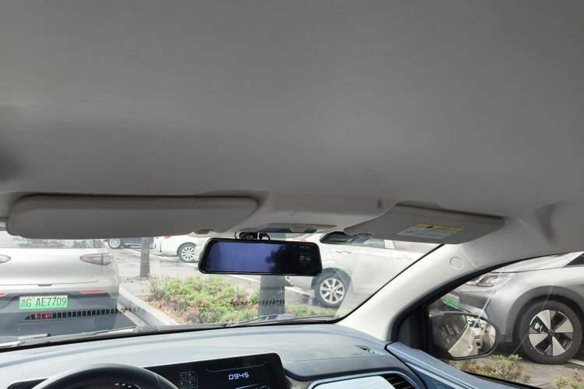 Used CHANGAN Benni E-Star 2022 Qingxin Edition Colorful Model Lithium Iron Phosphate Headliner