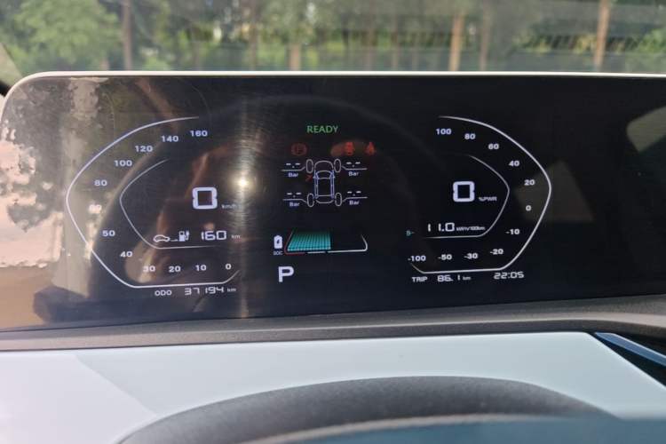 Used CHANGAN Benni E-Star 2022 Qingxin Edition Colorful Model Lithium Iron Phosphate Instrument Cluster