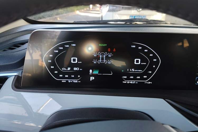 Used CHANGAN Benni E-Star 2022 Qingxin Edition Colorful Model Lithium Iron Phosphate Instrument Cluster