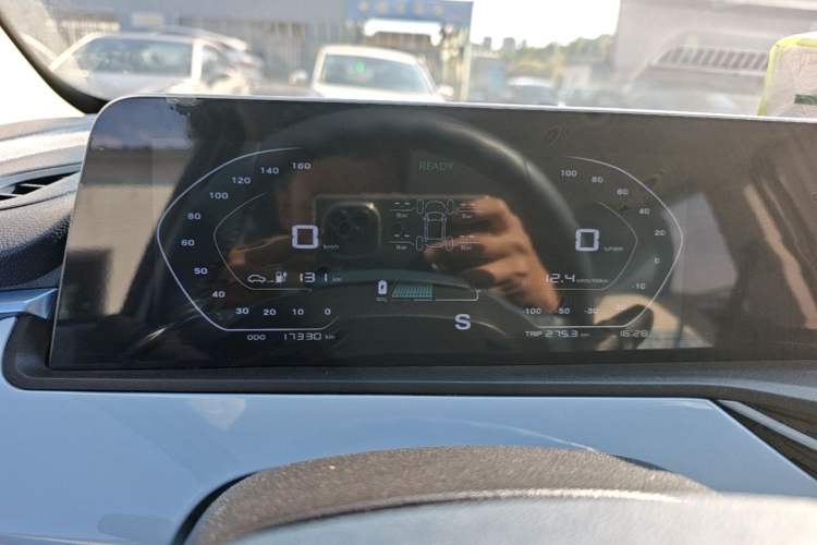 Used CHANGAN Benni E-Star 2022 Qingxin Edition Colorful Model Lithium Iron Phosphate Instrument Cluster