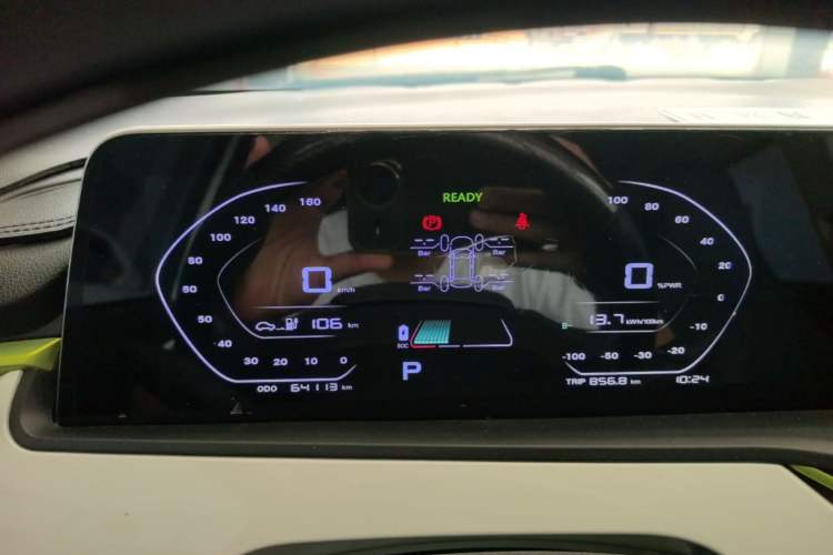 Used CHANGAN Benni E-Star 2022 Qingxin Edition Colorful Model Lithium Iron Phosphate Instrument Cluster