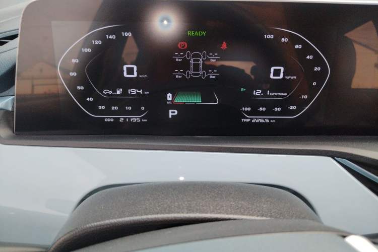 Used CHANGAN Benni E-Star 2022 Qingxin Edition Colorful Model Lithium Iron Phosphate Instrument Cluster