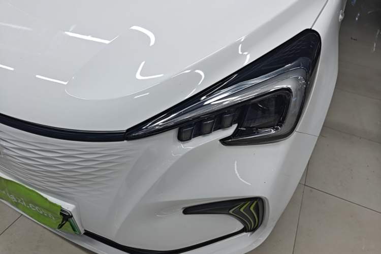 Used CHANGAN Benni E-Star 2022 Qingxin Edition Colorful Model Lithium-NMC Left Front Headlight