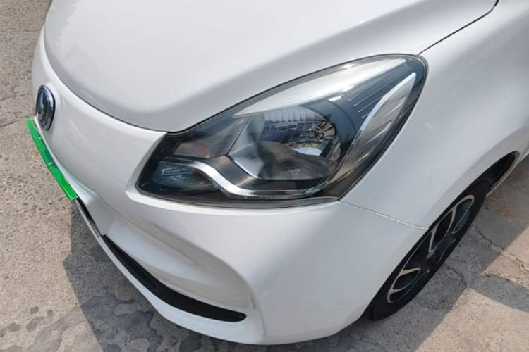 Used CHANGAN Benni E-Star 2022 National Edition Colorful Limited Edition (Fast-Charging Version) Lithium Iron Phosphate Left Front Headlight