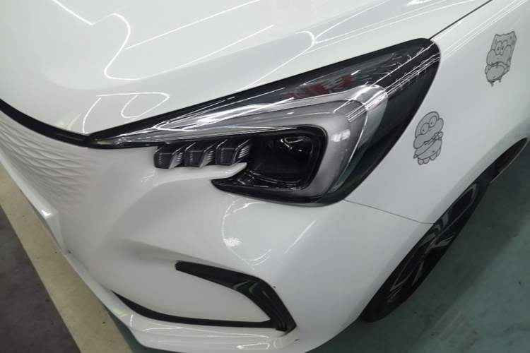 Used CHANGAN Benni E-Star 2022 Charming Edition Colorful Model Lithium Iron Phosphate Left Front Headlight