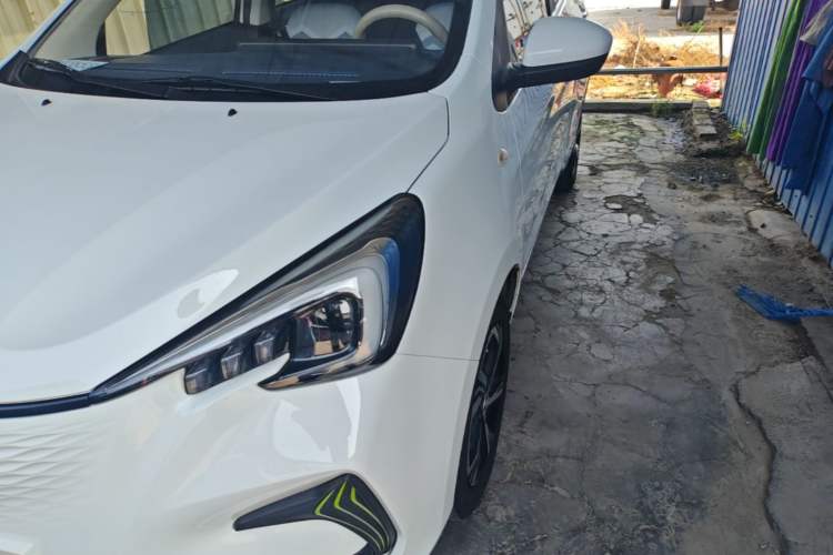 Used CHANGAN Benni E-Star 2022 Qingxin Edition Colorful Model Lithium Iron Phosphate Left Front Headlight