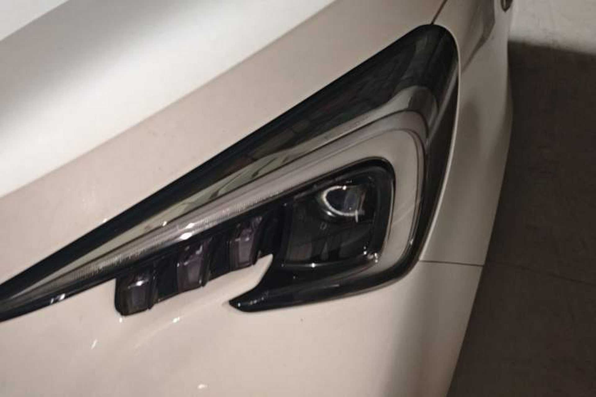 Used CHANGAN Benni E-Star 2022 Qingxin Edition Colorful Model Lithium Iron Phosphate Left Front Headlight
