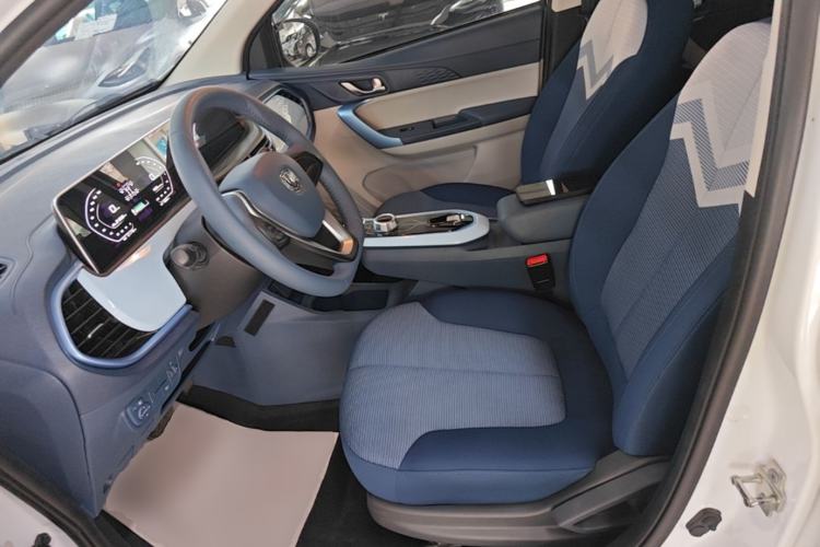 Used CHANGAN Benni E-Star 2022 Qingxin Edition Colorful Model Lithium-NMC Left Front Seat