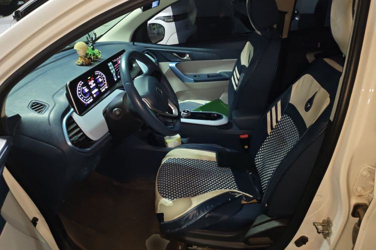 Used CHANGAN Benni E-Star 2022 Qingxin Edition Colorful Model Lithium Iron Phosphate Left Front Seat
