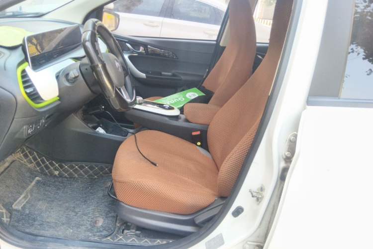 Used CHANGAN Benni E-Star 2022 Qingxin Edition Colorful Model Lithium Iron Phosphate Left Front Seat