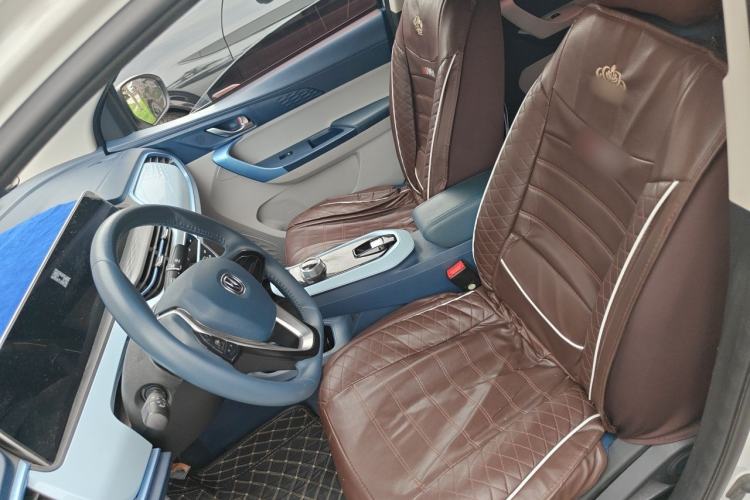 Used CHANGAN Benni E-Star 2022 Qingxin Edition Colorful Model Lithium Iron Phosphate Left Front Seat