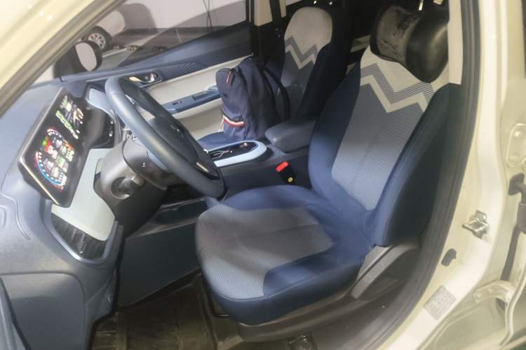 Used CHANGAN Benni E-Star 2022 Qingxin Edition Colorful Model Lithium Iron Phosphate Left Front Seat