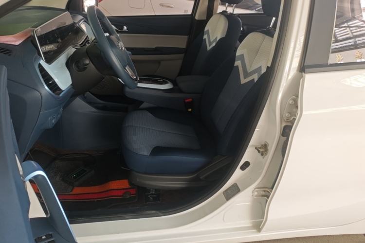 Used CHANGAN Benni E-Star 2022 Qingxin Edition Colorful Model Lithium Iron Phosphate Left Front Seat