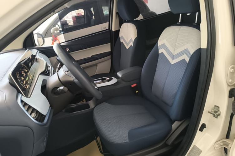 Used CHANGAN Benni E-Star 2022 Qingxin Edition Colorful Model Lithium Iron Phosphate Left Front Seat