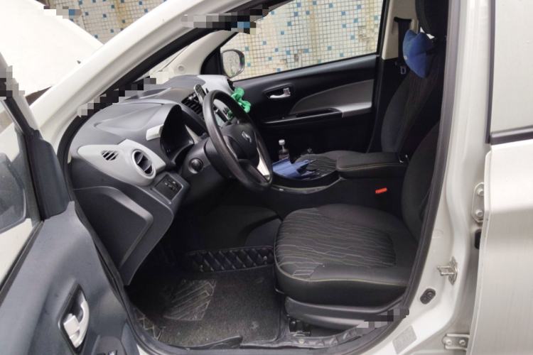 Used CHANGAN Benni E-Star 2022 National Edition Colorful Limited Edition (Fast-Charging Version) Lithium Iron Phosphate Left Front Seat