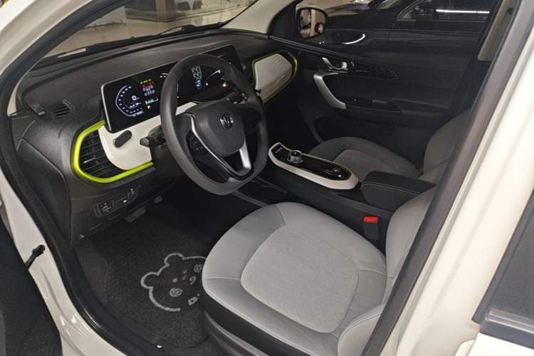 Used CHANGAN Benni E-Star 2022 Qingxin Edition Colorful Model Lithium-NMC Left Front Seat