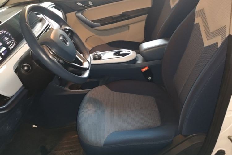 Used CHANGAN Benni E-Star 2022 Qingxin Edition Colorful Model Lithium Iron Phosphate Left Front Seat