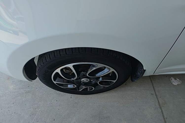 Used CHANGAN Benni E-Star 2022 National Edition Colorful Limited Edition (Fast-Charging Version) Lithium Iron Phosphate Left Front Wheel Hub