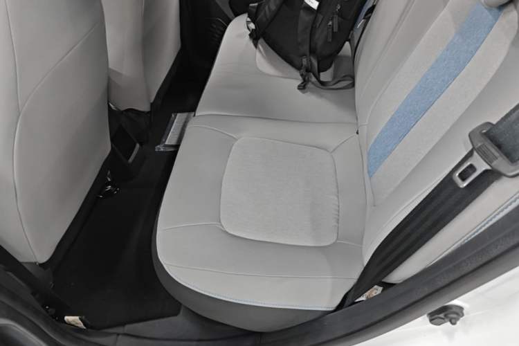 Used CHANGAN Benni E-Star 2022 Qingxin Edition Colorful Model Lithium-NMC Left Rear Seat