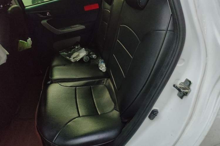Used CHANGAN Benni E-Star 2022 Qingxin Edition Colorful Model Lithium Iron Phosphate Left Rear Seat