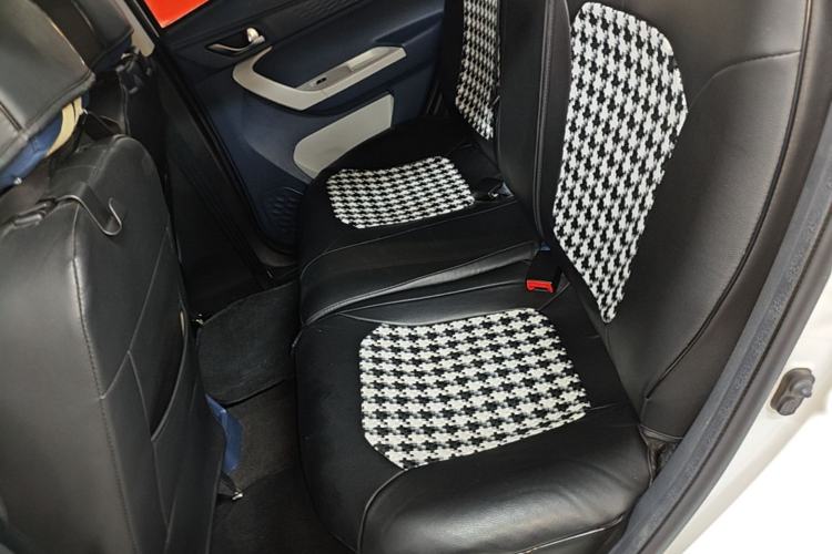 Used CHANGAN Benni E-Star 2022 Charming Edition Colorful Model Lithium Iron Phosphate Left Rear Seat