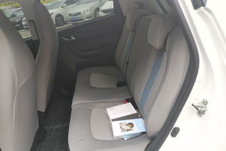Used CHANGAN Benni E-Star 2022 Qingxin Edition Colorful Model Lithium Iron Phosphate Left Rear Seat