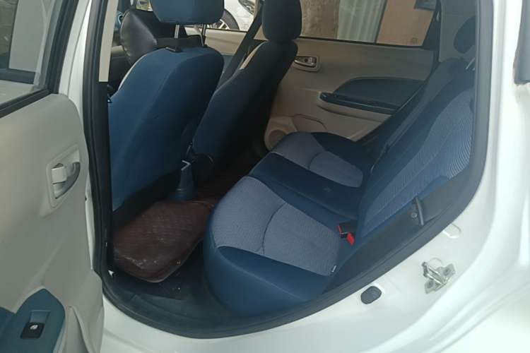 Used CHANGAN Benni E-Star 2022 Qingxin Edition Colorful Model Lithium Iron Phosphate Left Rear Seat