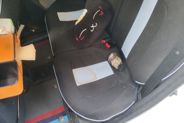 Used CHANGAN Benni E-Star 2022 Charming Edition Colorful Model Lithium Iron Phosphate Left Rear Seat