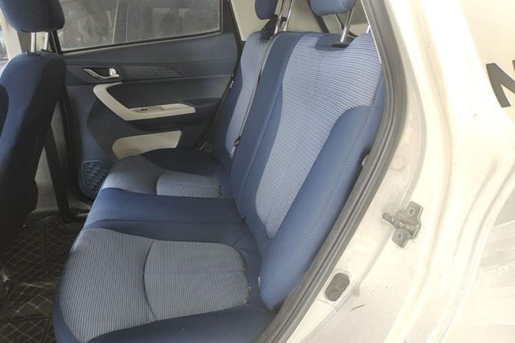 Used CHANGAN Benni E-Star 2022 Qingxin Edition Colorful Model Lithium Iron Phosphate Left Rear Seat