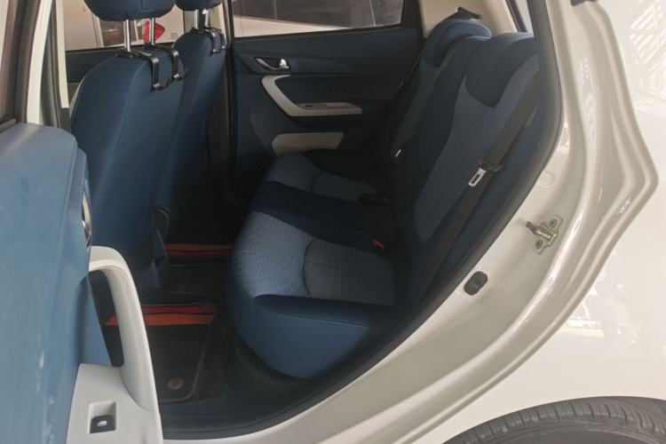 Used CHANGAN Benni E-Star 2022 Qingxin Edition Colorful Model Lithium Iron Phosphate Left Rear Seat
