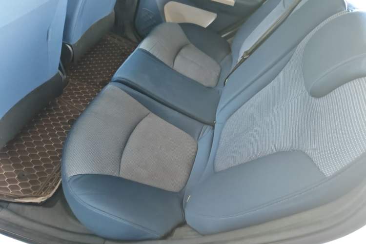 Used CHANGAN Benni E-Star 2022 Qingxin Edition Colorful Model Lithium Iron Phosphate Left Rear Seat