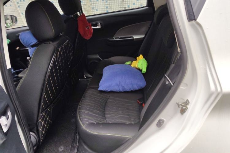 Used CHANGAN Benni E-Star 2022 National Edition Colorful Limited Edition (Fast-Charging Version) Lithium Iron Phosphate Left Rear Seat