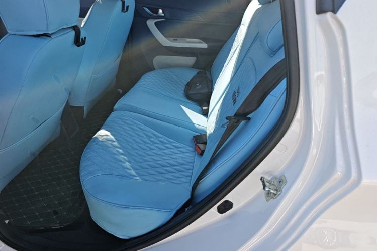 Used CHANGAN Benni E-Star 2022 Qingxin Edition Colorful Model Lithium Iron Phosphate Left Rear Seat
