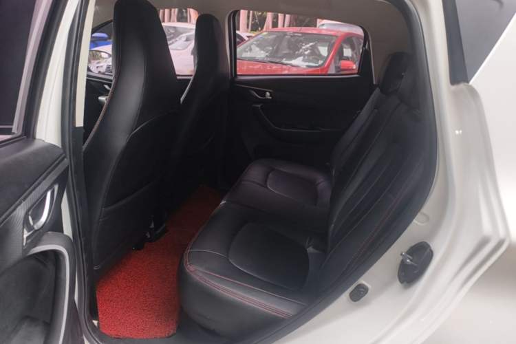 Used CHANGAN Benni E-Star 2022 Charming Edition Colorful Model Lithium Iron Phosphate Left Rear Seat