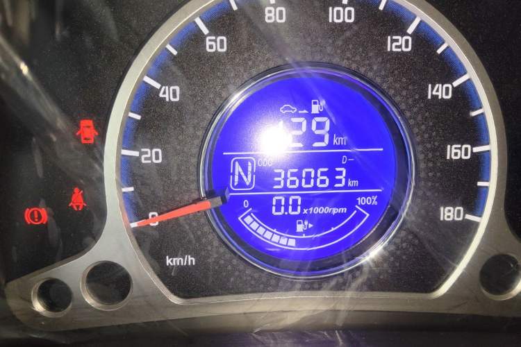 Used CHANGAN Benni E-Star 2022 National Edition Colorful Limited Edition (Fast-Charging Version) Lithium Iron Phosphate Odometer Close Up