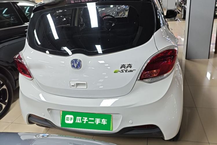 Used CHANGAN Benni E-Star 2022 Charming Edition Colorful Model Lithium Iron Phosphate Rear