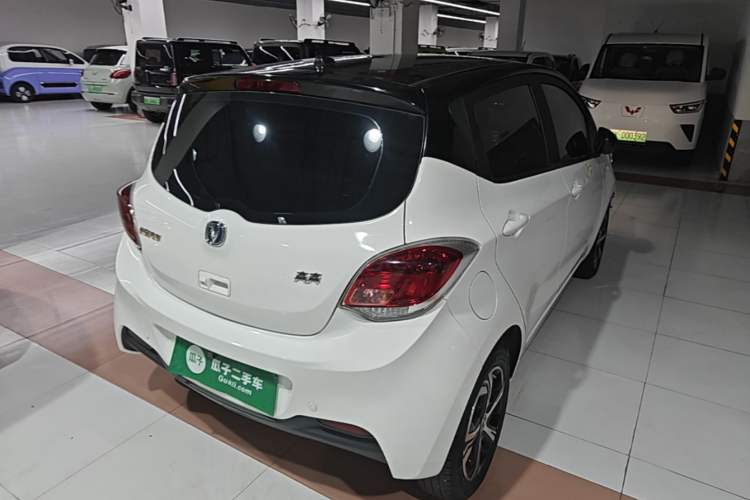 Used CHANGAN Benni E-Star 2022 Charming Edition Colorful Model Lithium Iron Phosphate Rear Right 45 Deg