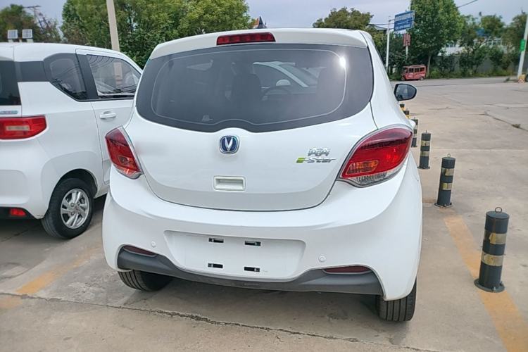 Used CHANGAN Benni E-Star 2022 Qingxin Edition Colorful Model Lithium Iron Phosphate Rear